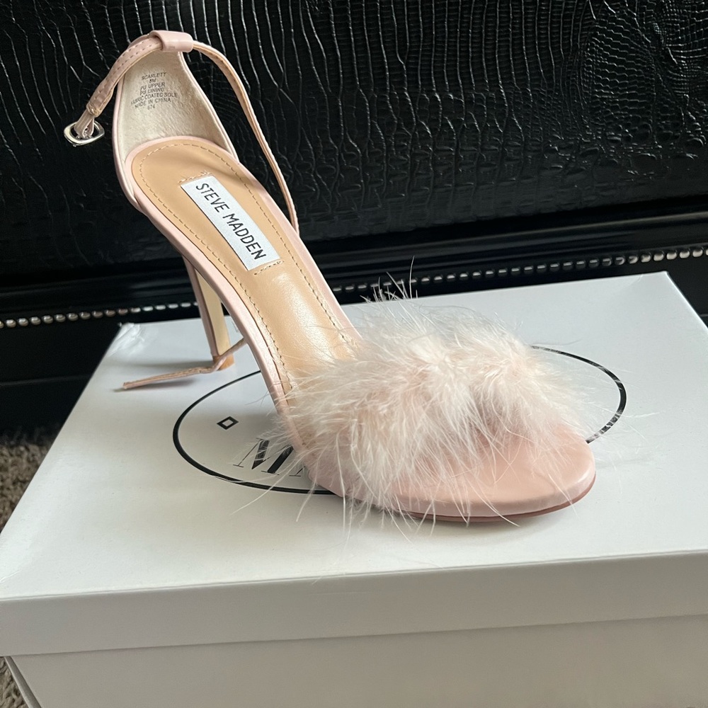 Steve Madden heel